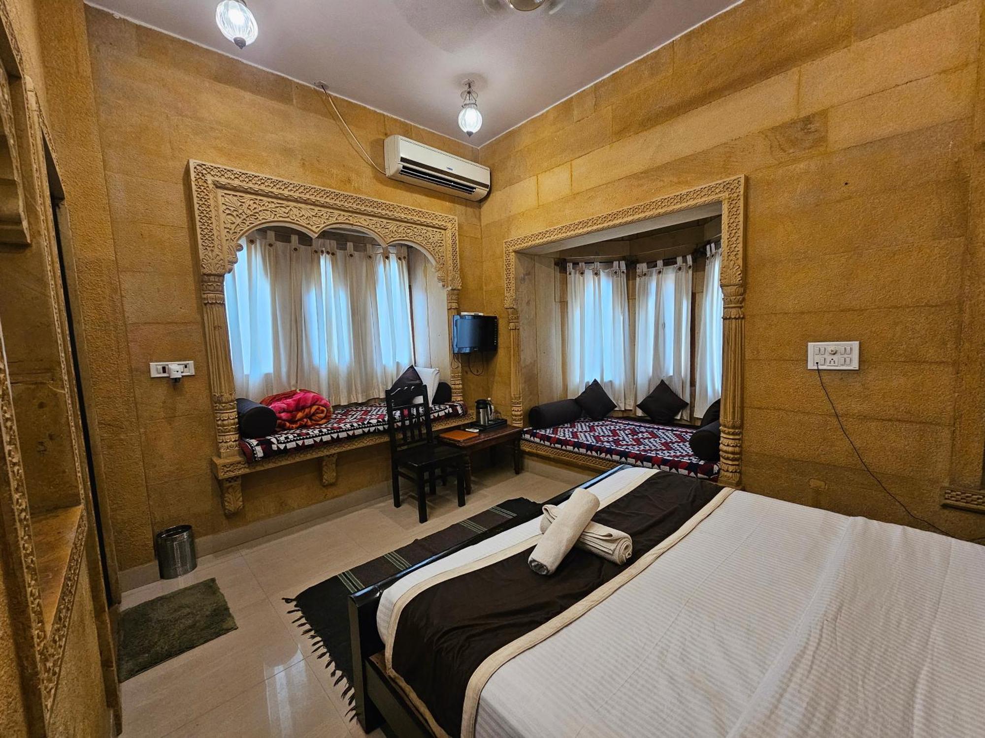Hotel Royal Haveli Jaisalmer Exterior foto